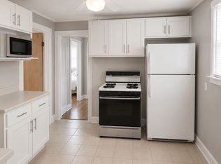 6213 W Newport Ave #2, Chicago, IL 60634
