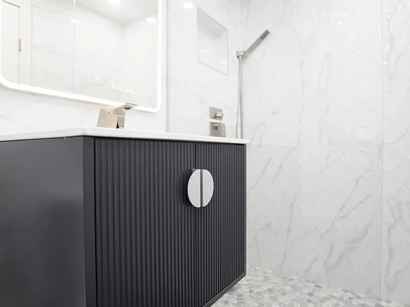 305 East 40th Street image 10 of 14