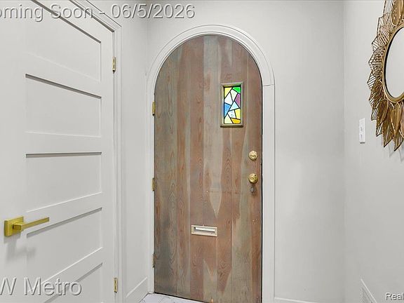 3rd image of 18481 Fairfield St