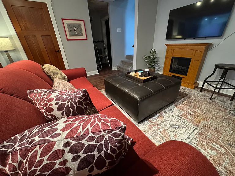 2316 Brown Ave #G — Photo 11