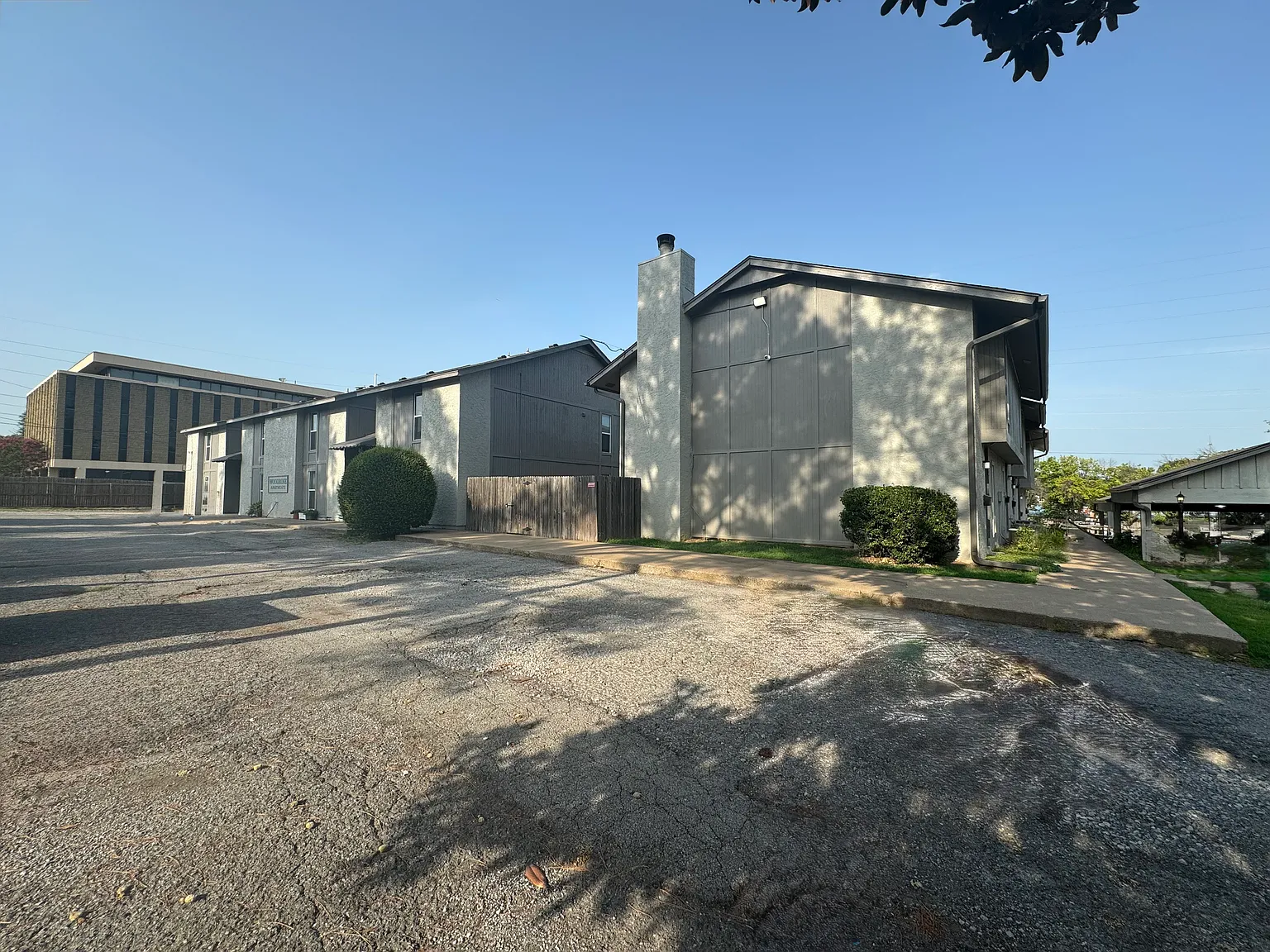 1 bed, 816 sqft, $775 — Photo 1