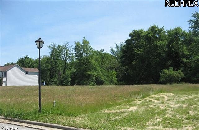 1st image of Hidden Lake Blvd