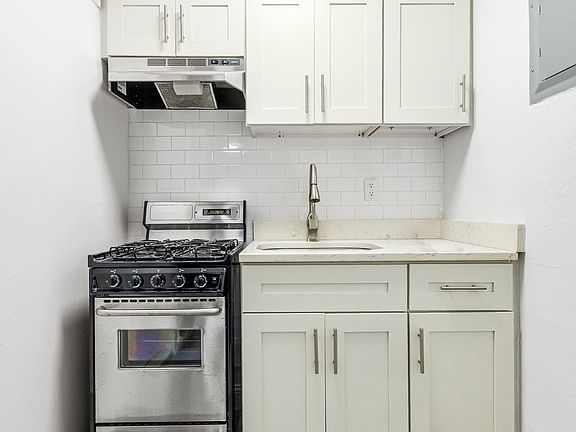 4th image of 456 W 22nd St APT 1B