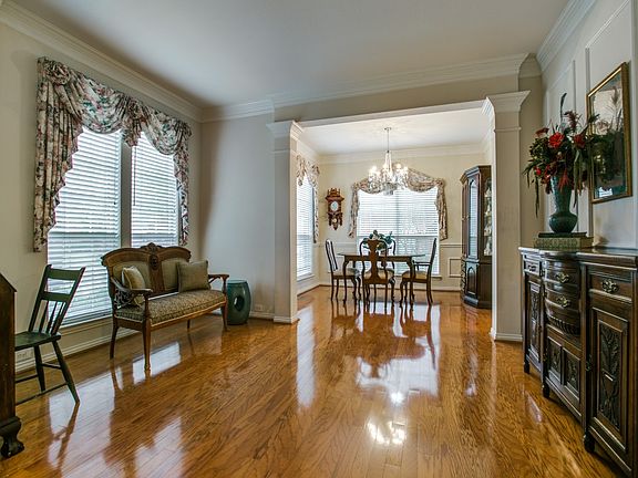 3rd image of 3700 Edgestone Dr