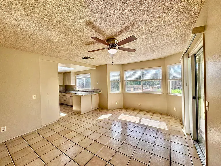 4032 Fawn Cir — Photo 9