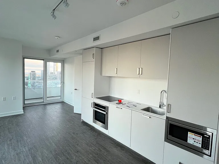 88 Queen St E #3003 — Photo 1