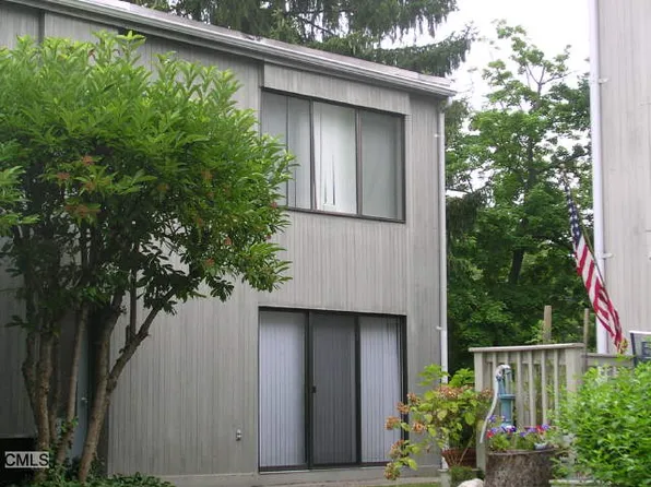 64 Olcott Way, Ridgefield, CT 06877