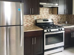 2263 43rd St #33, Astoria, NY 11105