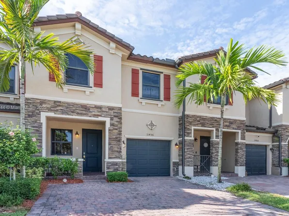 11456 SW 254th St, Homestead, FL 33032