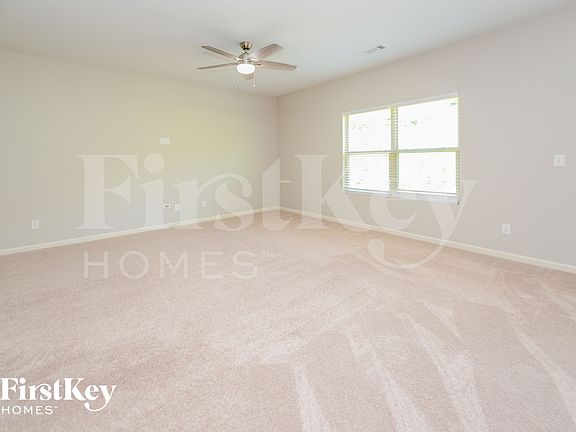 4th image of 530 Sunrise Ln