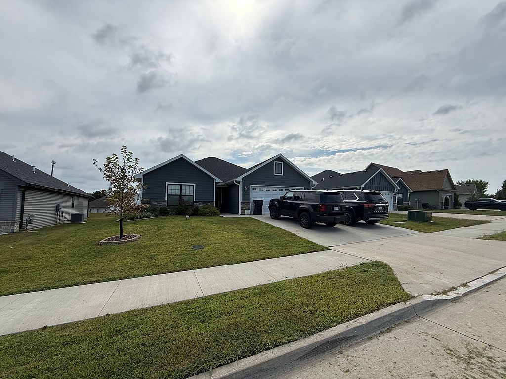2616 Lentz Dr - Property Image
