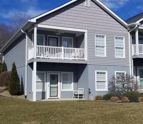 2nd image of 106 Amberwood Ln