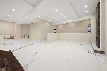 252 West 30th Street, #4B