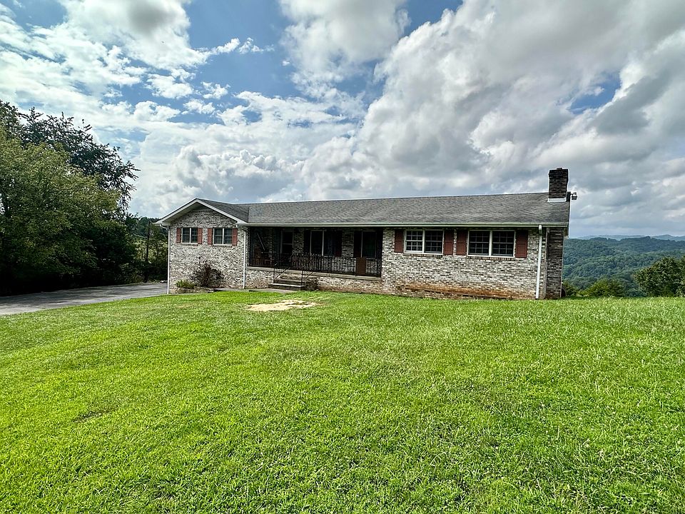 1st image of 2742 Warren Dr