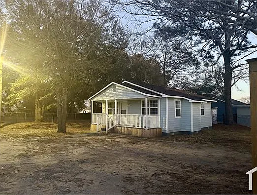 2 bed, 800 sqft, $1,550 — Photo 3