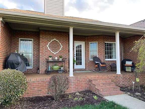 4th image of 102 Stanley Davis Cir