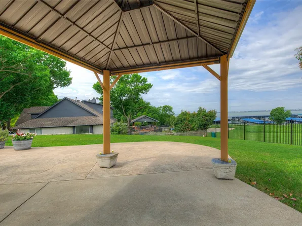11 Lakeway Dr, Heath, TX 75032