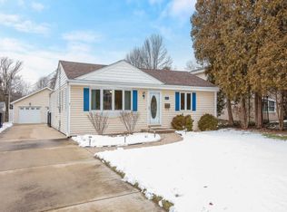 406 S Morgan Ave, Wheaton, IL 60187