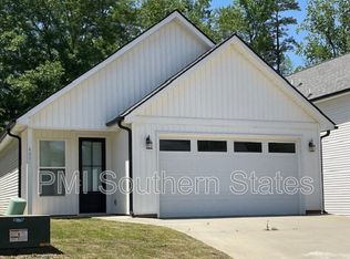 402 Albus Dr, Travelers Rest, SC 29690