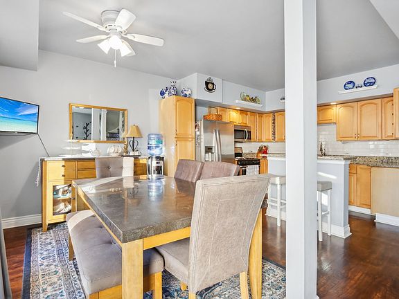 5th image of 1200 Cuyler Ave APT D1