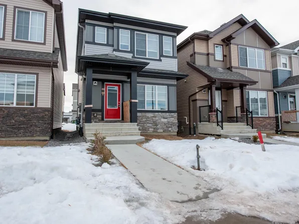 1527 16th Ave NW, Edmonton, AB T6T 2N9