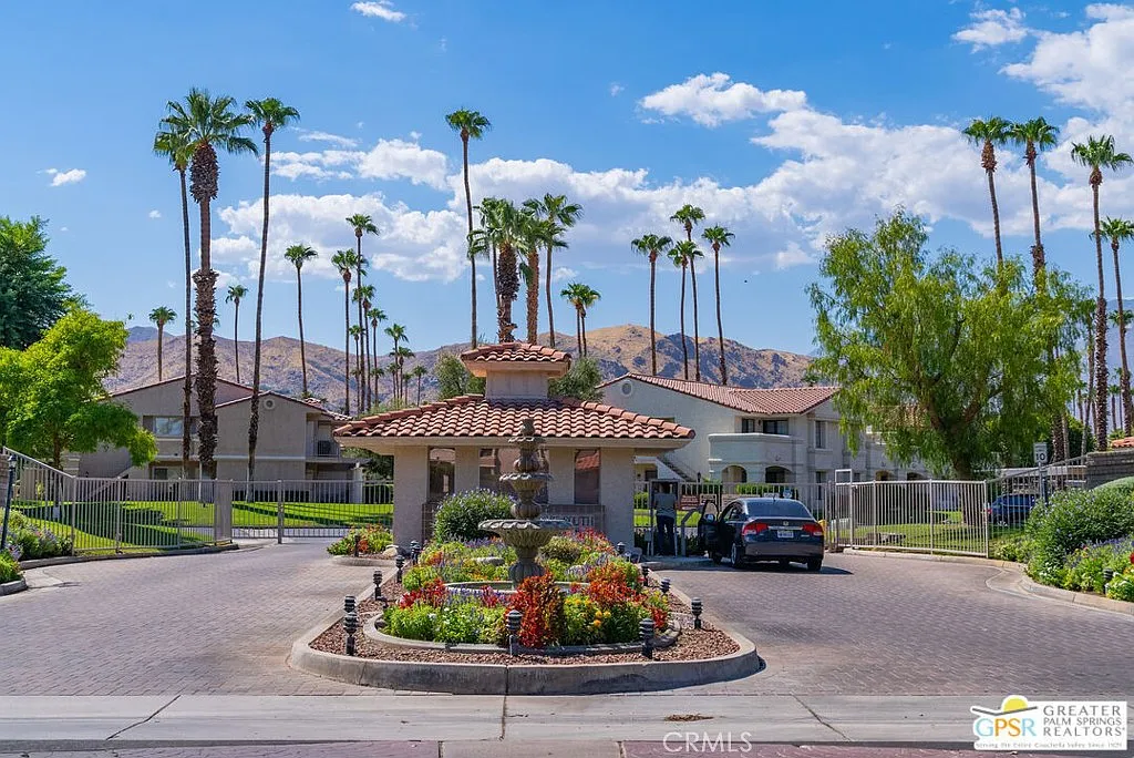 2 bed, 1175 sqft, $2,350 — Photo 1