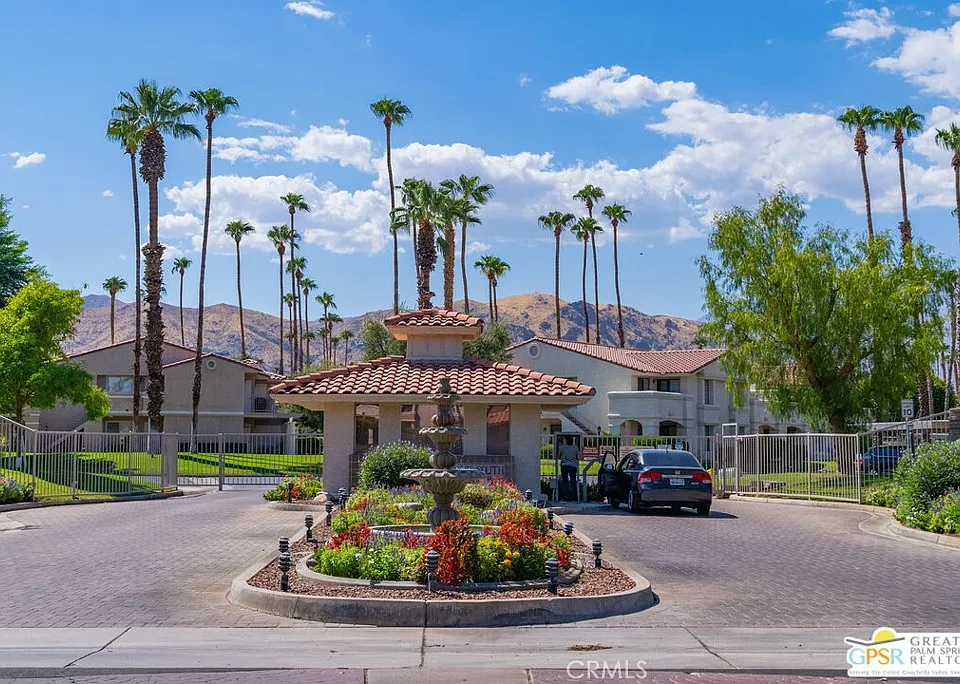 505 S Farrell Dr #H44