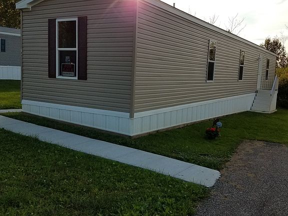 3rd image of 700 Skyline Dr
