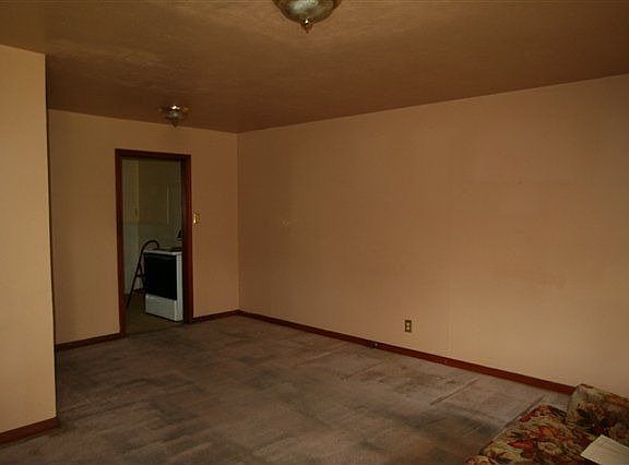 2nd image of 3975 W Lynwood Dr