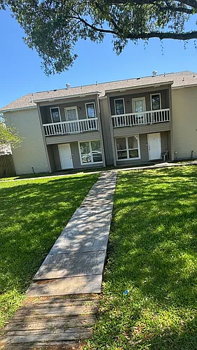 15864 S Sanderland Ave #1 Photo 1 15864 S Sanderland Ave #1 Photo 1