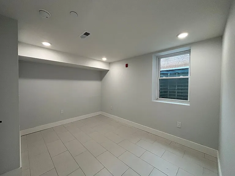 1027 W Dauphin St #3 — Photo 18