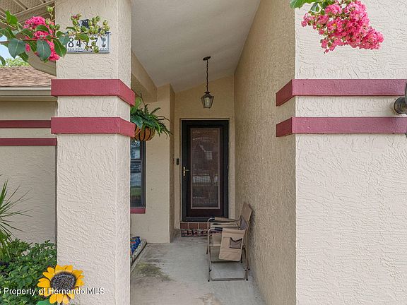 4th image of 8417 Yearling Ln