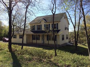 121 Lilac Dr, Blakeslee, PA