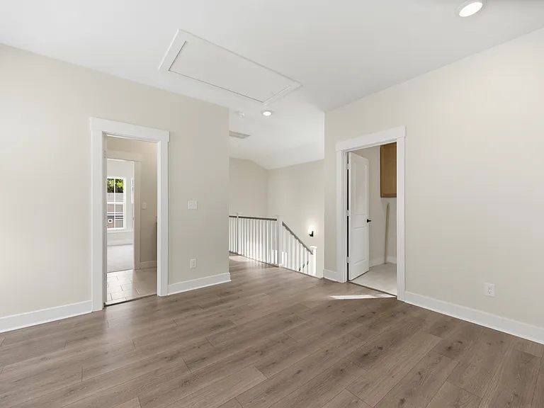 917 Calhoun Way — Photo 9