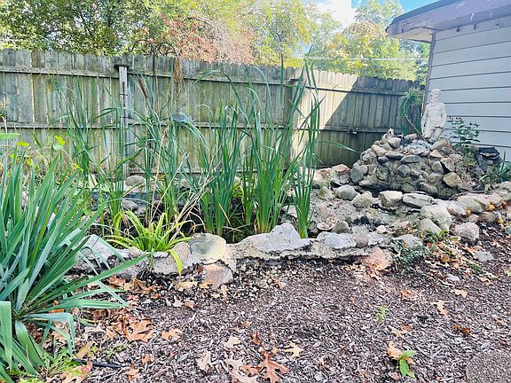 4th image of 71232 Ironwood Dr