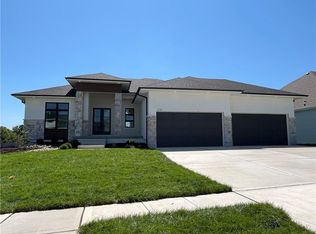 12315 W 170th Ter, Overland Park, KS 66221