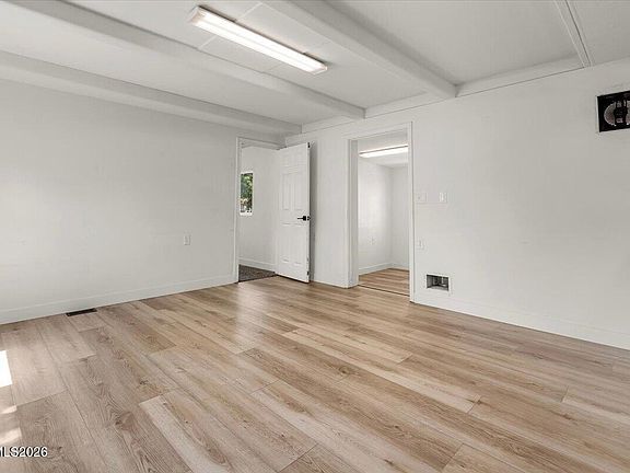 3rd image of 2839 Kit Sierra Way