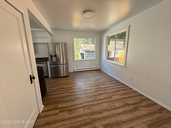 4th image of 600 N 2nd St