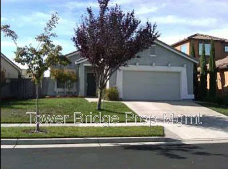 1st image of 3163 White Fish Bay St