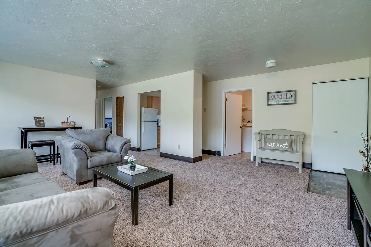 Ready for work, rest, or guests - Parkstead Gouverneur