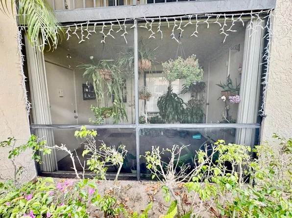 520 Shady Pine Way #B1, Greenacres, FL 33415