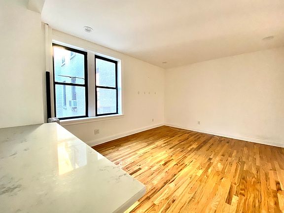 4th image of 612 W 144th St #9E