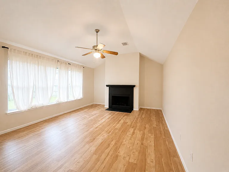 12826 Careywood Dr — Photo 7
