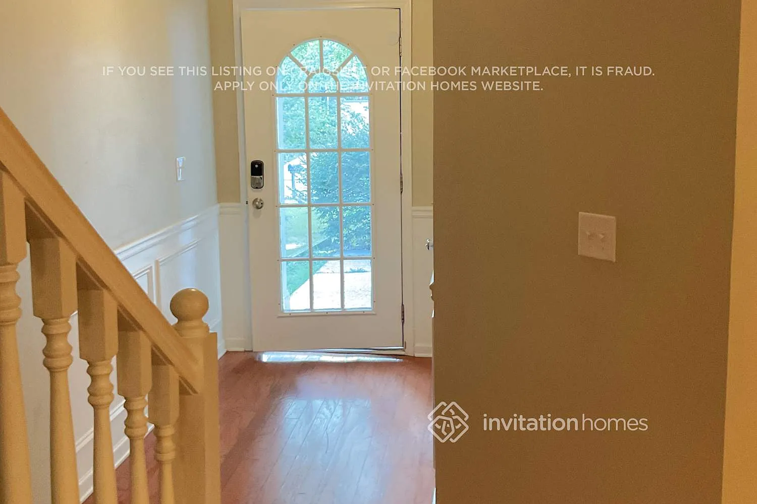 124 Hidden Creek Dr Canton, GA 30114 — Photo 2