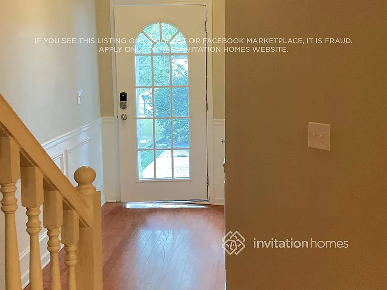 124 Hidden Creek Dr — Photo 2