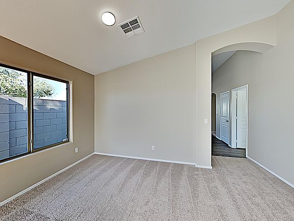 3rd image of 25872 W Globe Ave