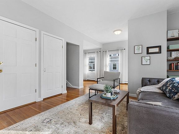 3rd image of 100 Pearl St #2