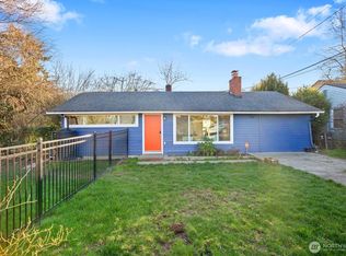 Balchs Park Avenue, Seattle, WA 98118