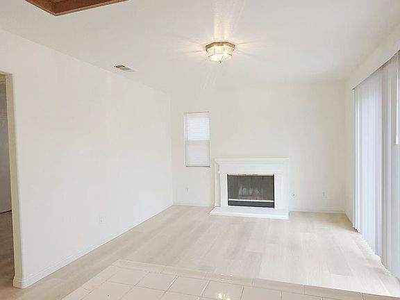 5th image of 5135 Iemez Cir