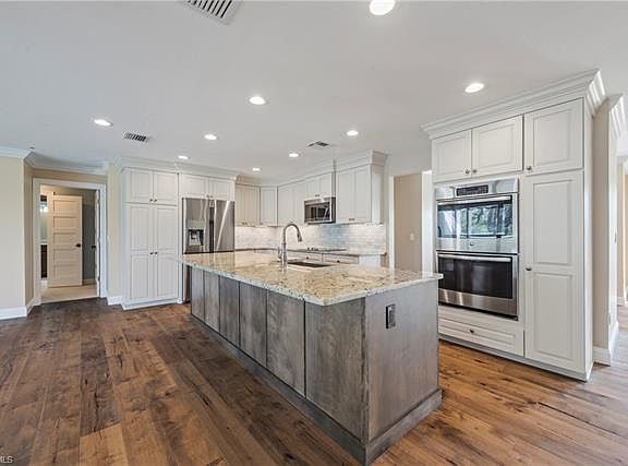 4th image of 5479 Beaujolais Ln